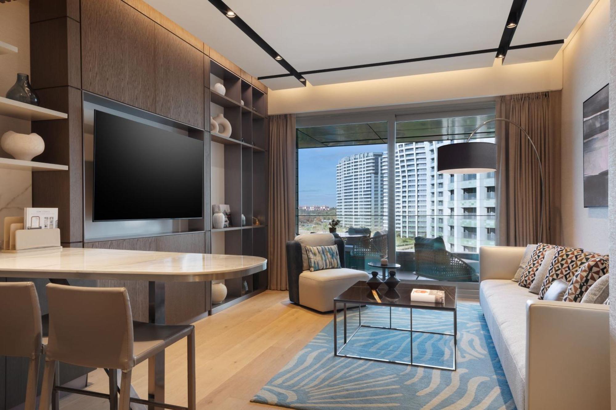 Jw Marriott Hotel Istanbul Marmara Sea Εξωτερικό φωτογραφία A typical living room in a 2-bedroom apartment