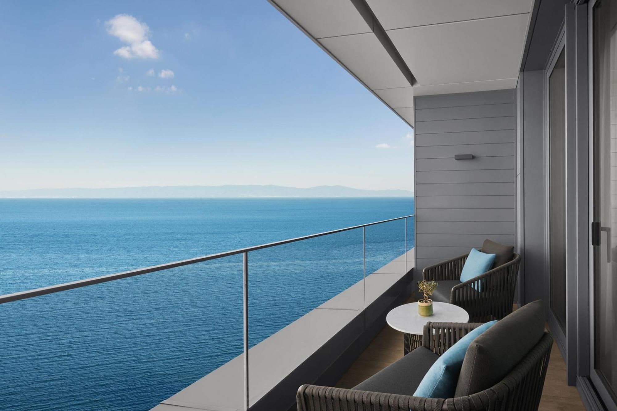 Jw Marriott Hotel Istanbul Marmara Sea Εξωτερικό φωτογραφία Balcony of a Penthouse Suite